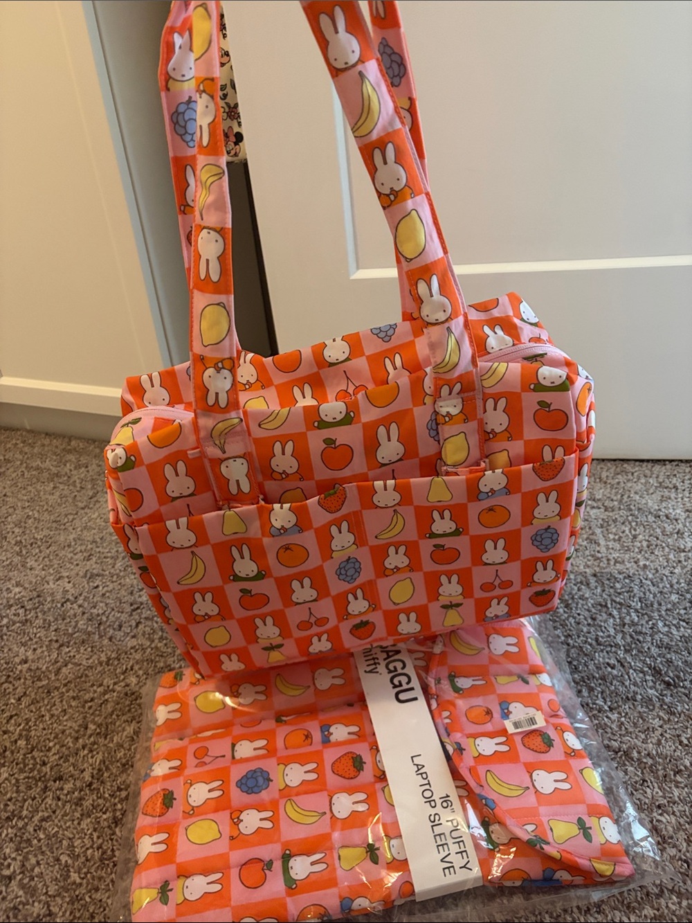 BAGGU X Miffy Every Day Cloud Bag +laptop sleeve Urban outfitters exclusive - Picture 1 of 11